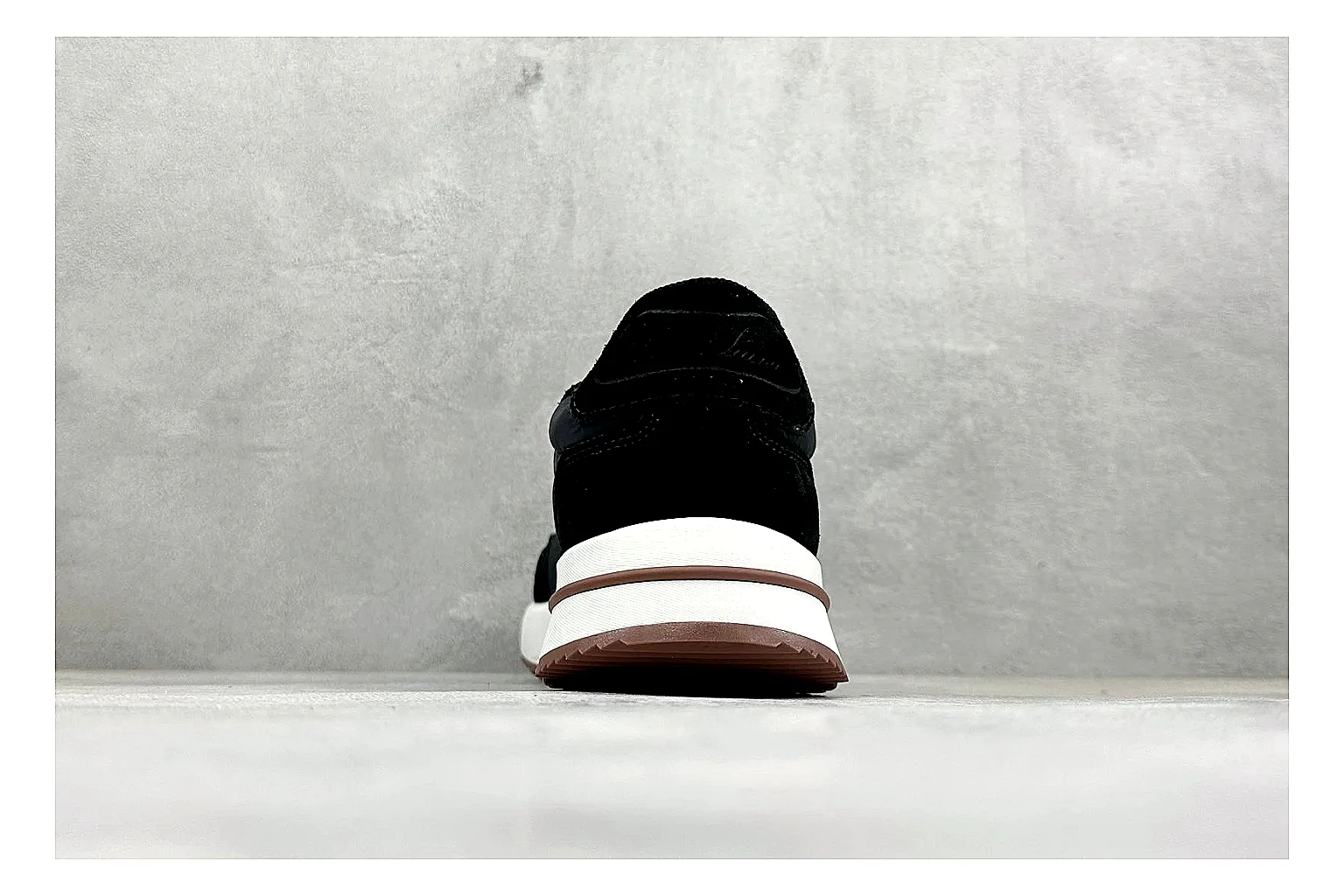 Loro Piana Week-End Black Product Image thumbnail 4