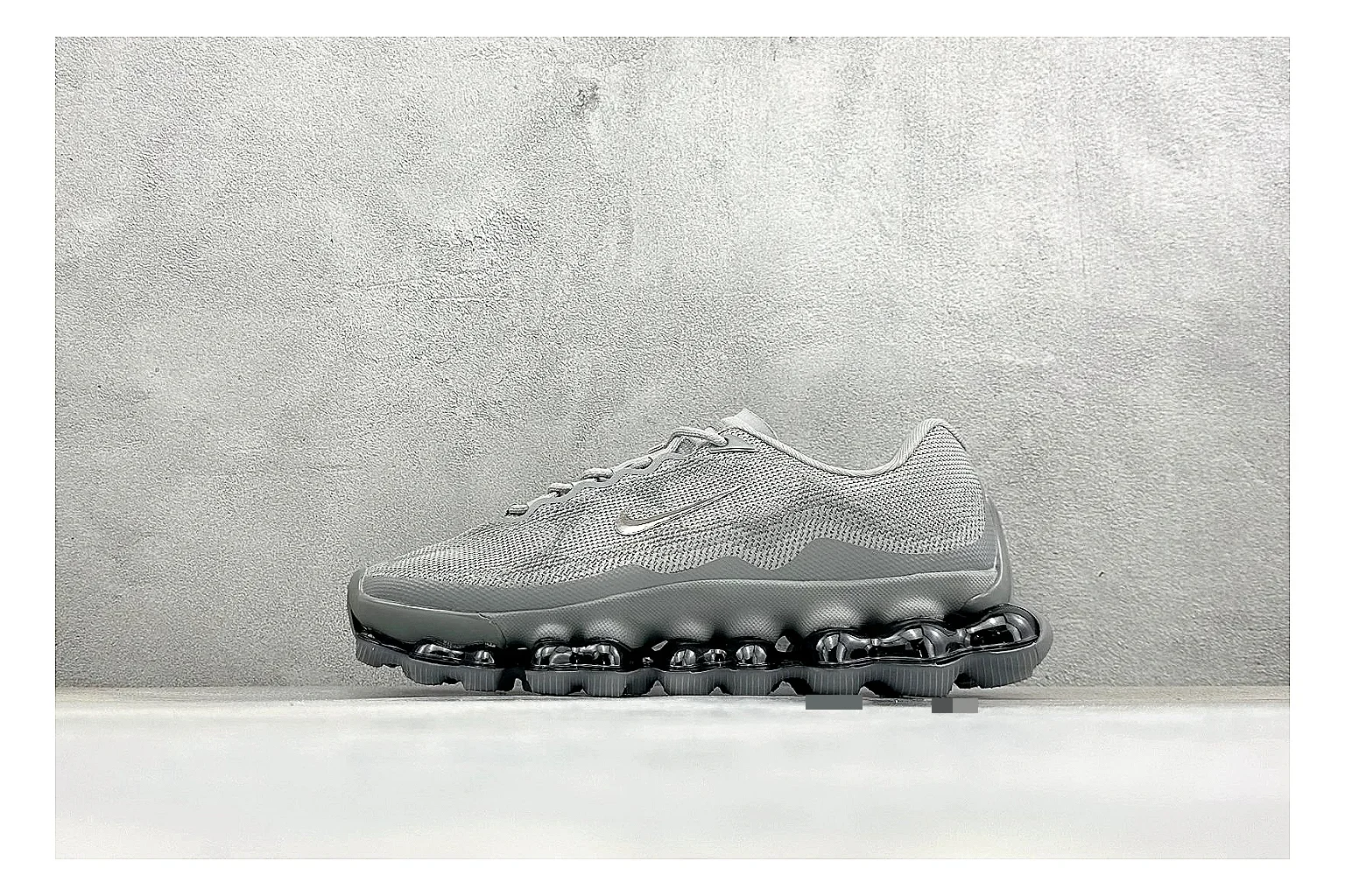 Nike Air Liquid Metal Silver Product Image