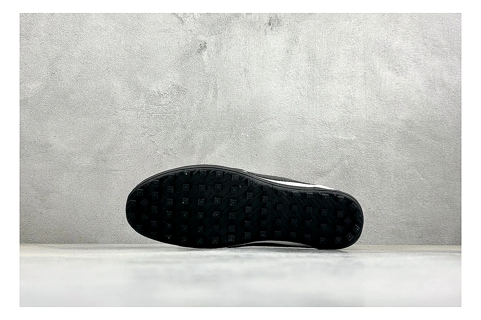 Nike Moon Shoe OG White Black Product Image thumbnail 5