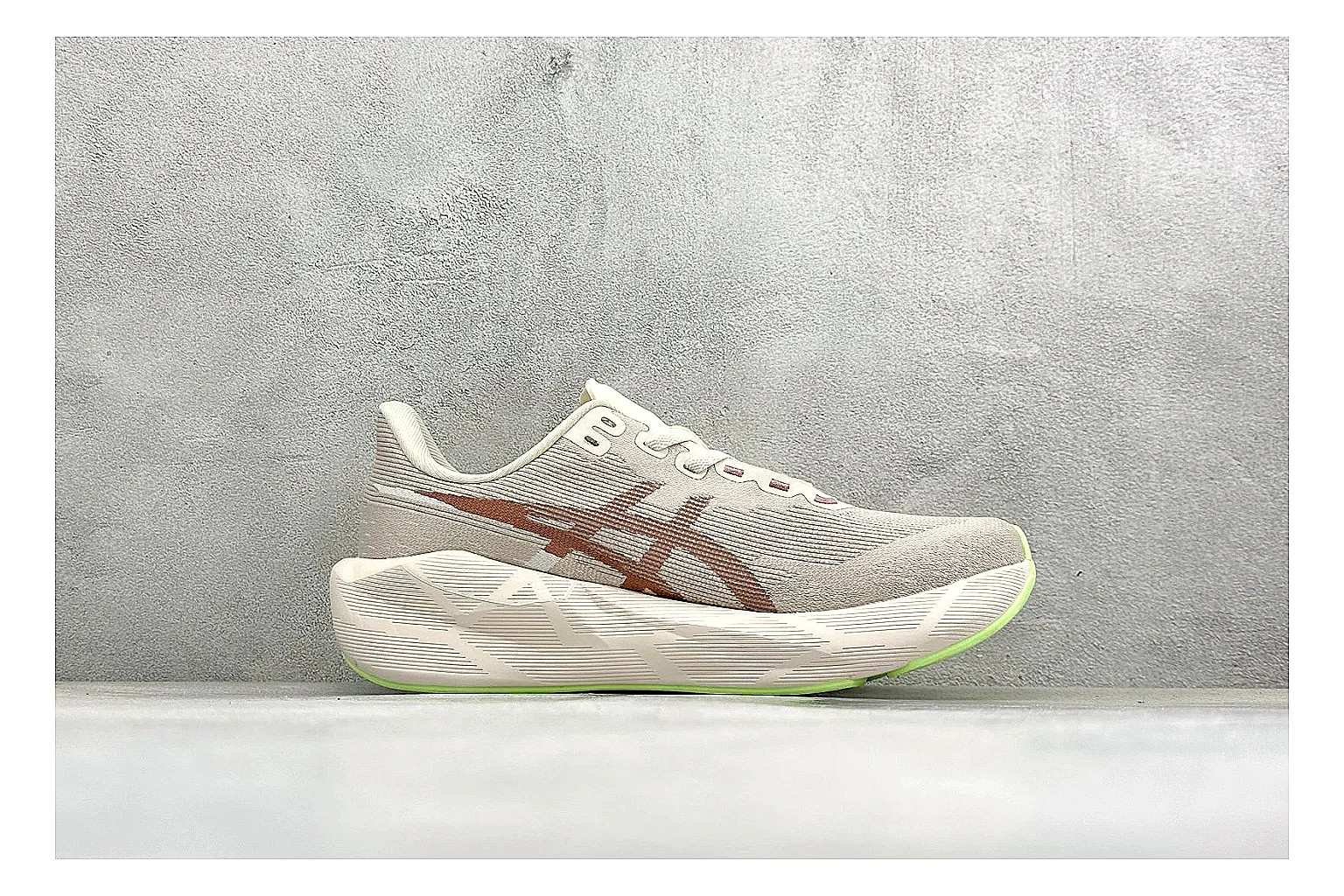 Asics Novablast 6 Cream Green Product Image thumbnail 2