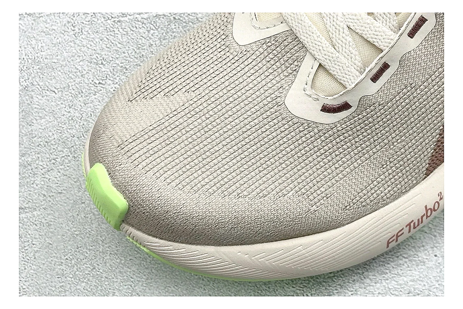 Asics Novablast 6 Cream Green Product Image thumbnail 6