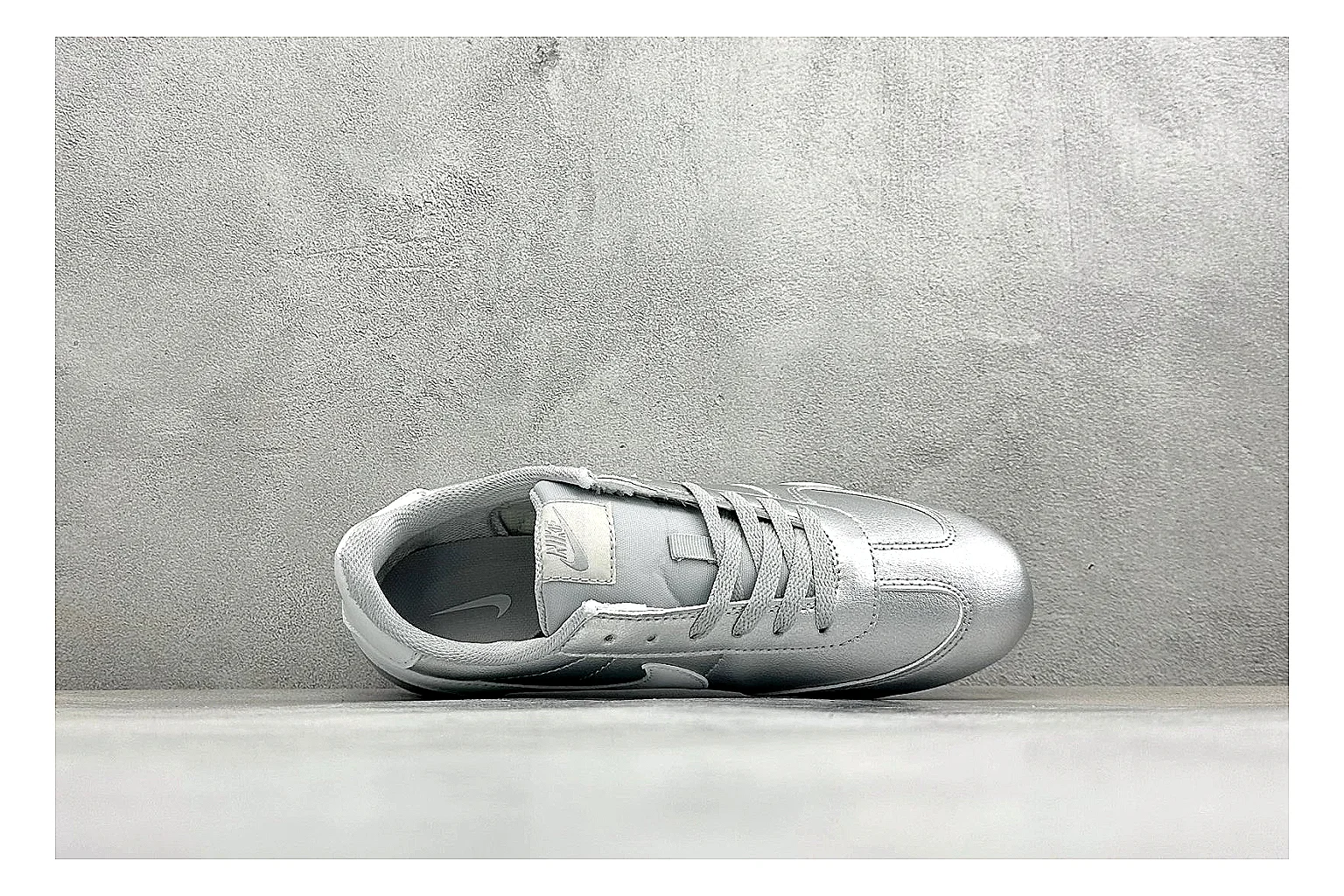 Nike Sprint Sister Silver Product Image thumbnail 3
