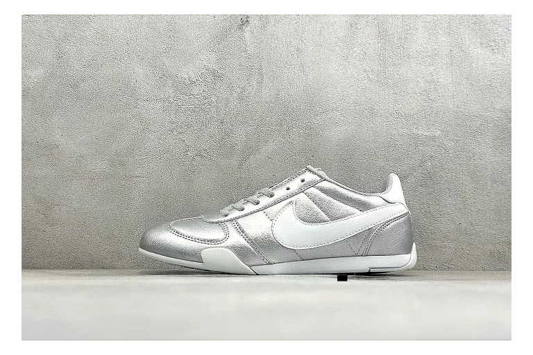 Nike Sprint Sister Silver Product Image