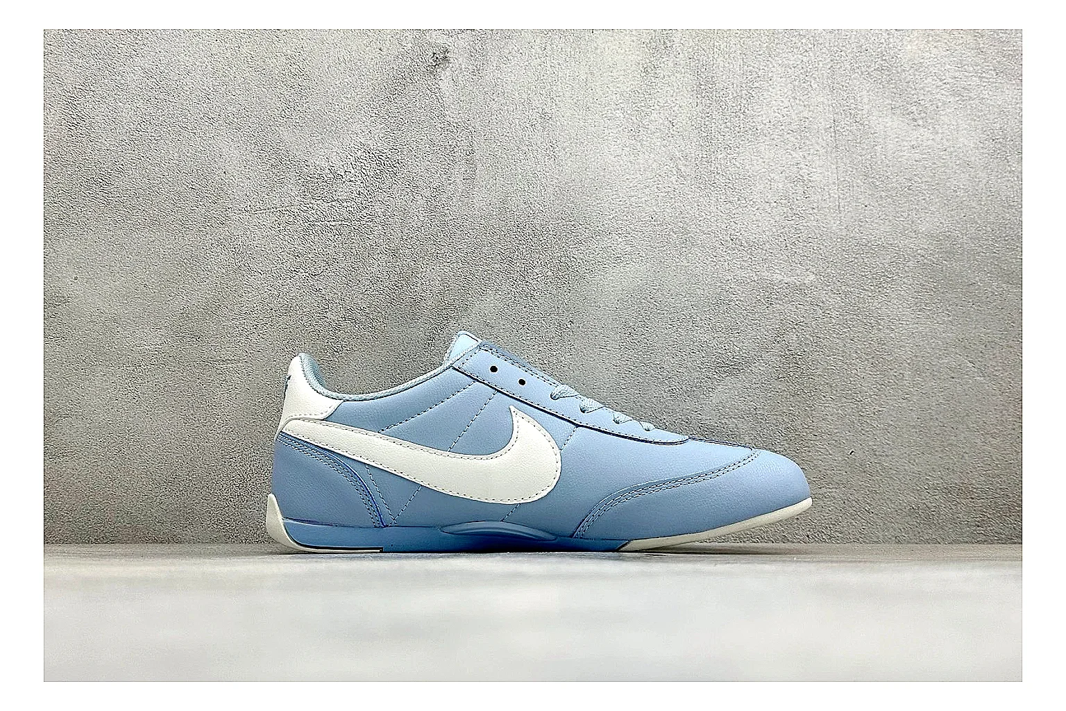 Nike Sprint Sister Light Blue Product Image thumbnail 2
