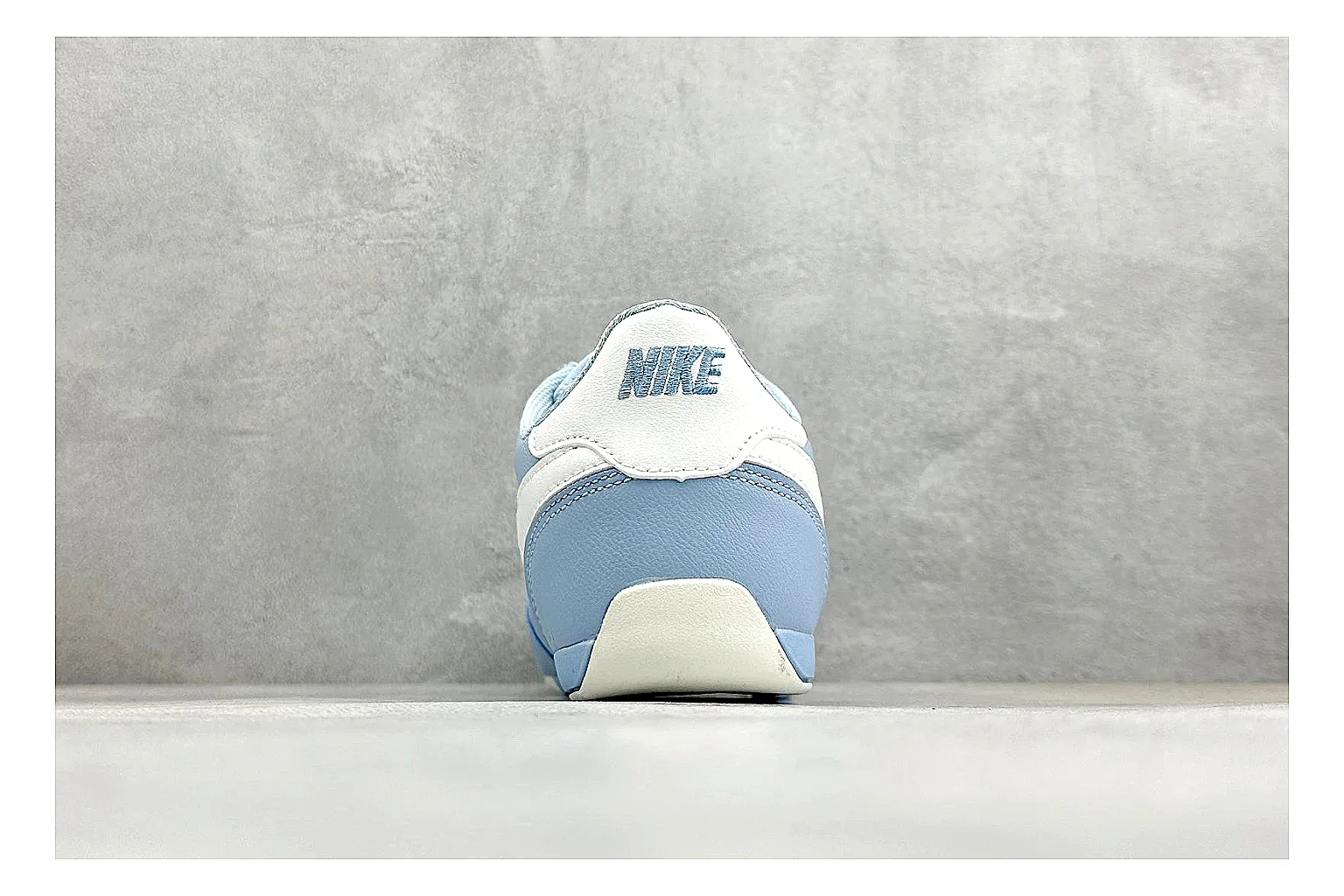 Nike Sprint Sister Light Blue Product Image thumbnail 4