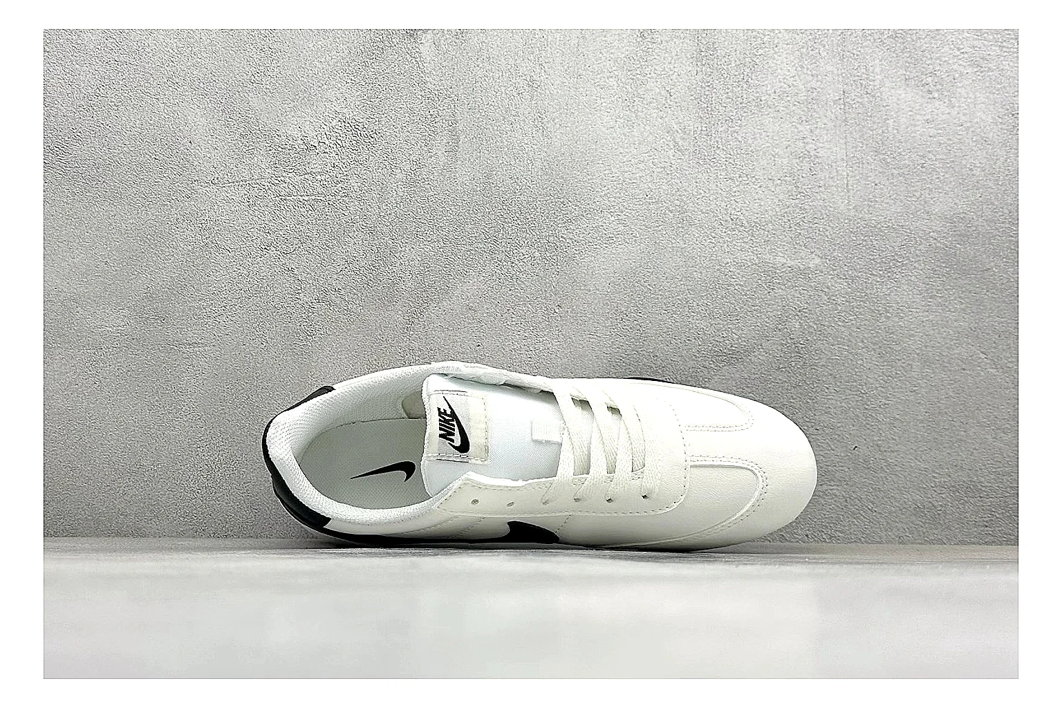 Nike Sprint Sister White Black Product Image thumbnail 3