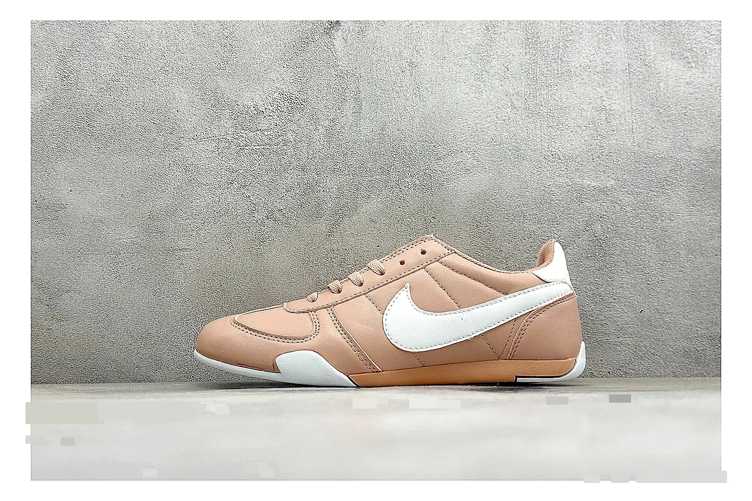 Nike Sprint Sister Pink Product Image
