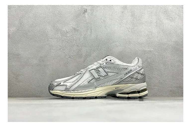 New Balance 1906 Silver Grey Product Image