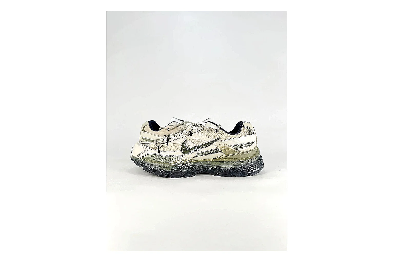 Other Casual Low-Top Sneaker Image 5134