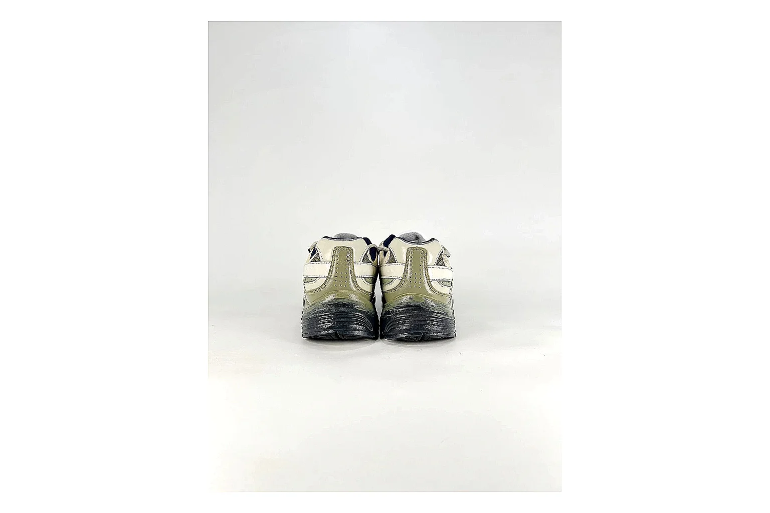 Other Casual Low-Top Sneaker Image 5134 thumbnail 4