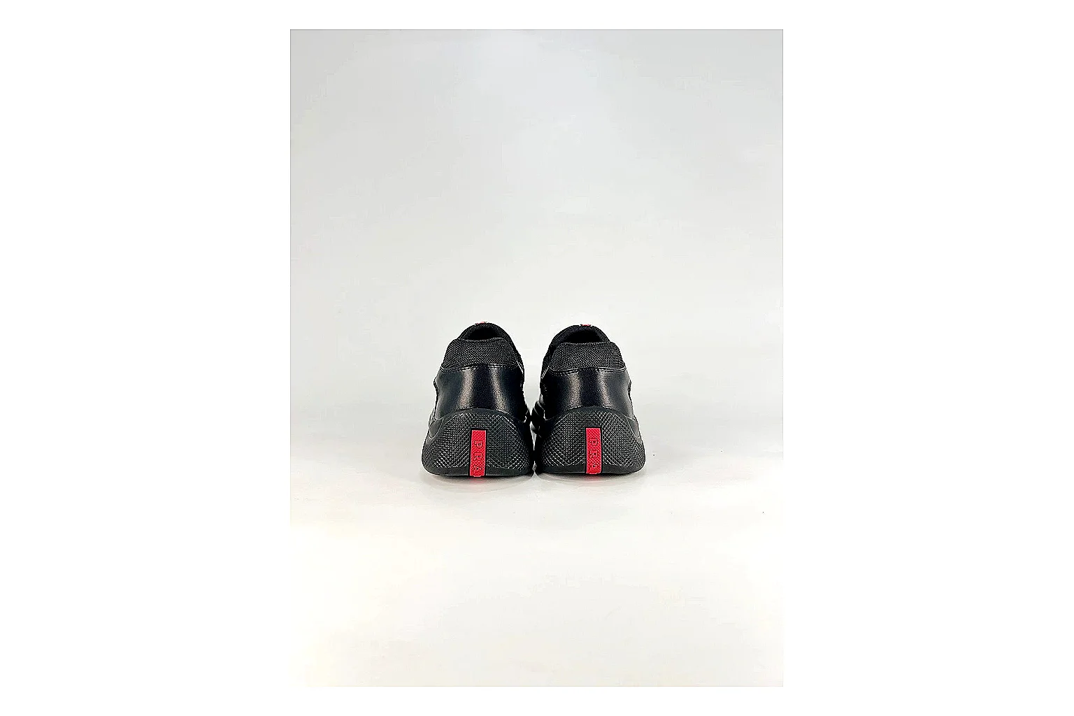 Other Black Runner Black Product Image thumbnail 5