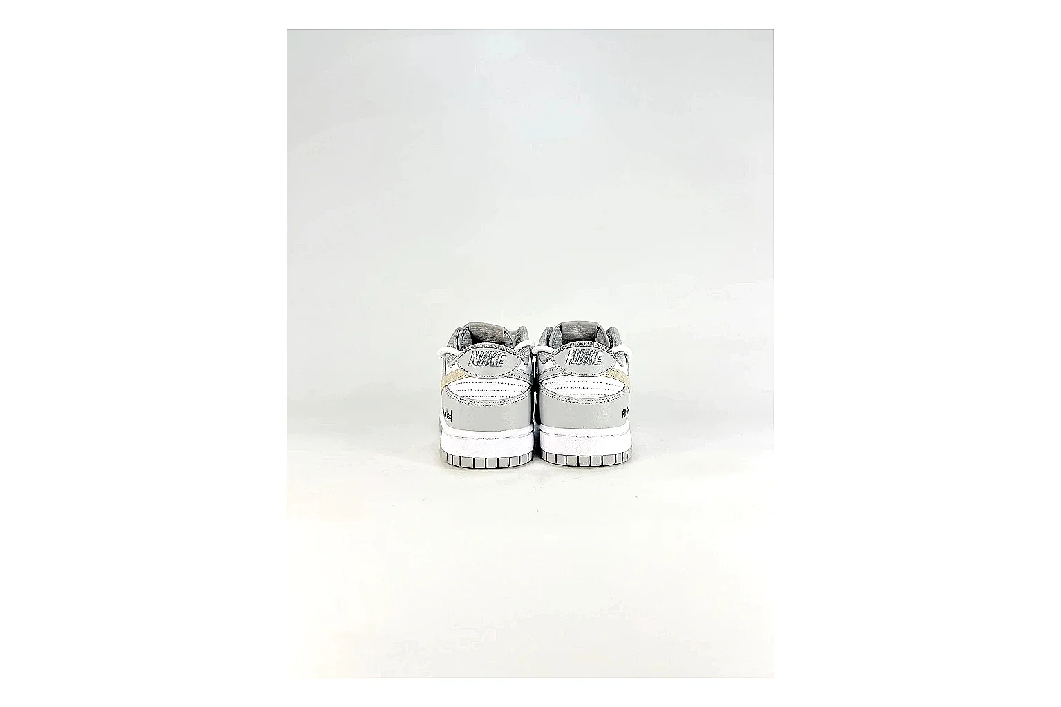 Nike Silver Runner Silver Gold Product Image thumbnail 5