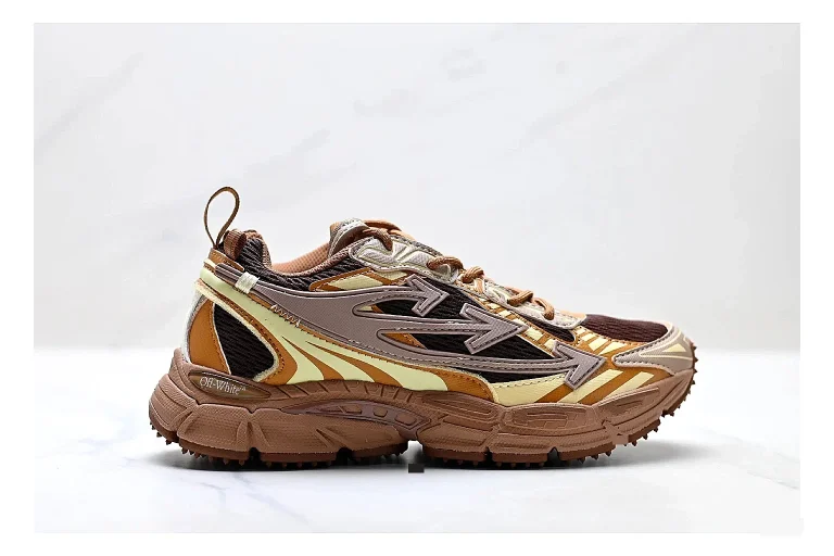 Other Trail Runner Brown Gold Product Image