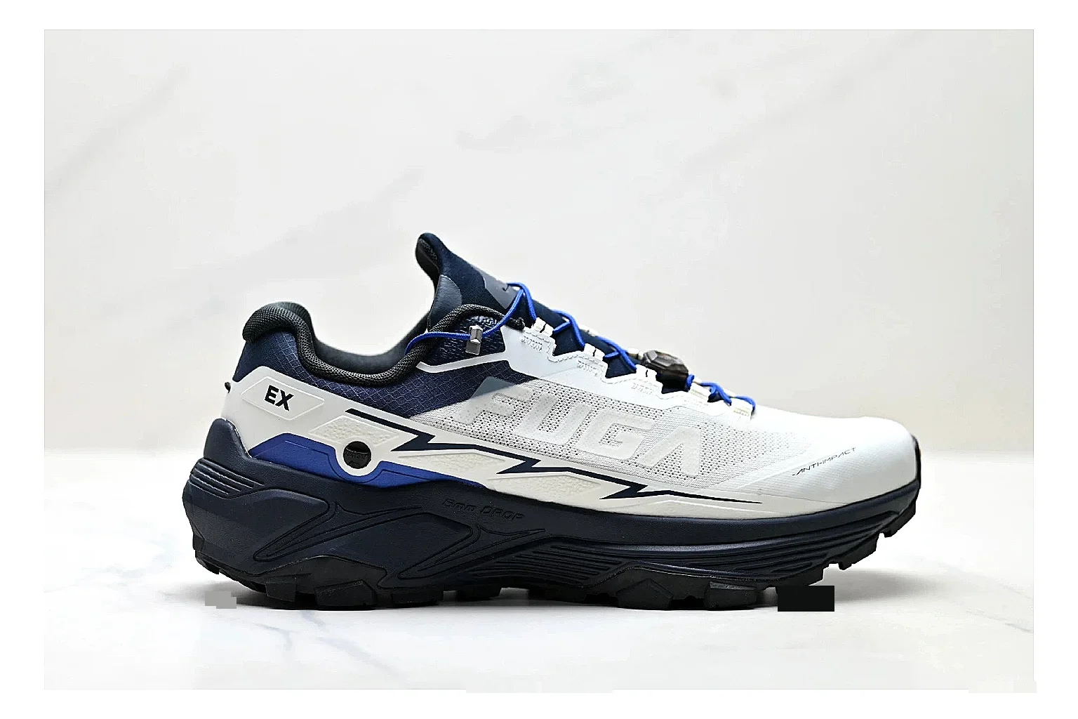 Other Trail Runner White Navy Product Image