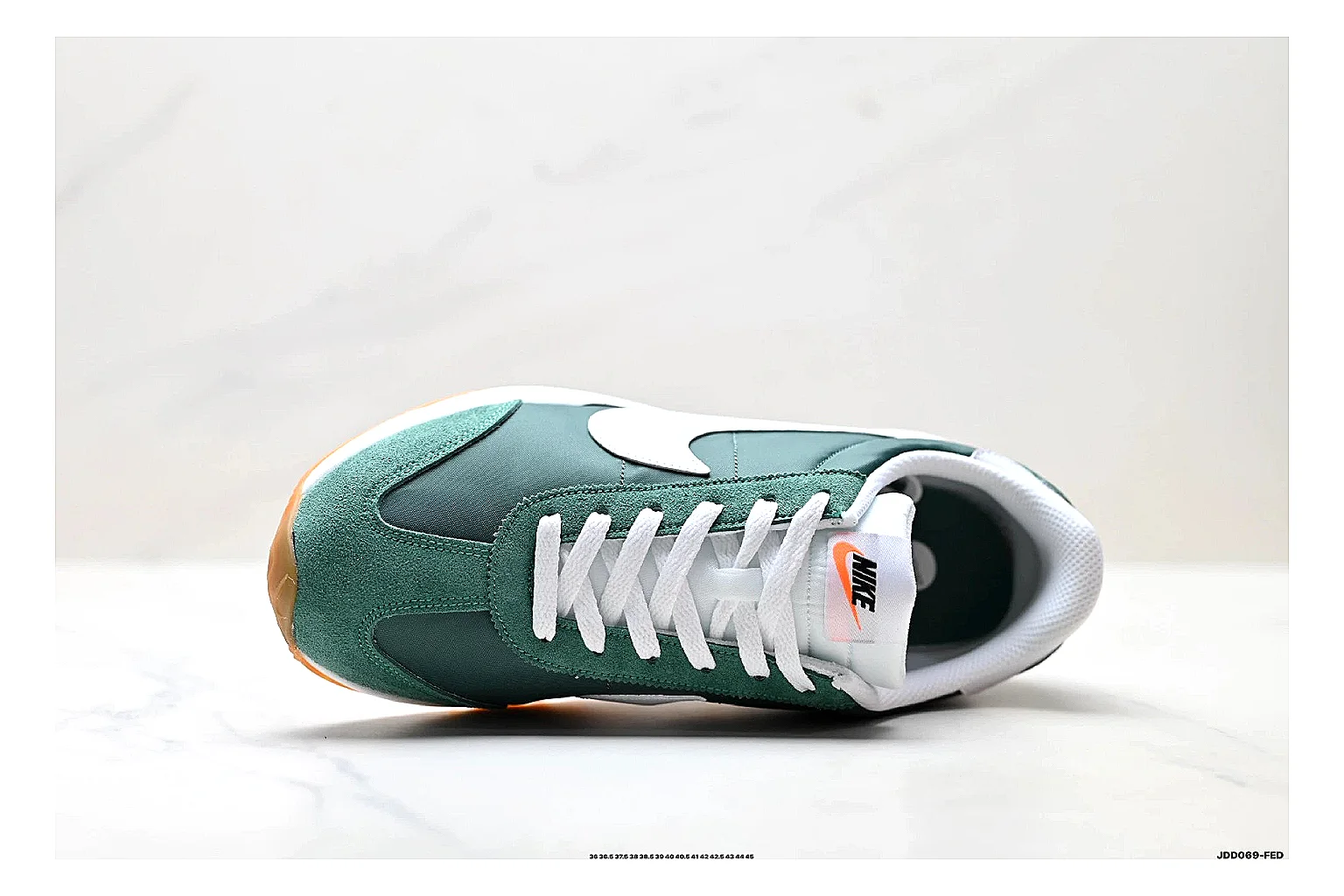Nike Cortez Green White Product Image thumbnail 2