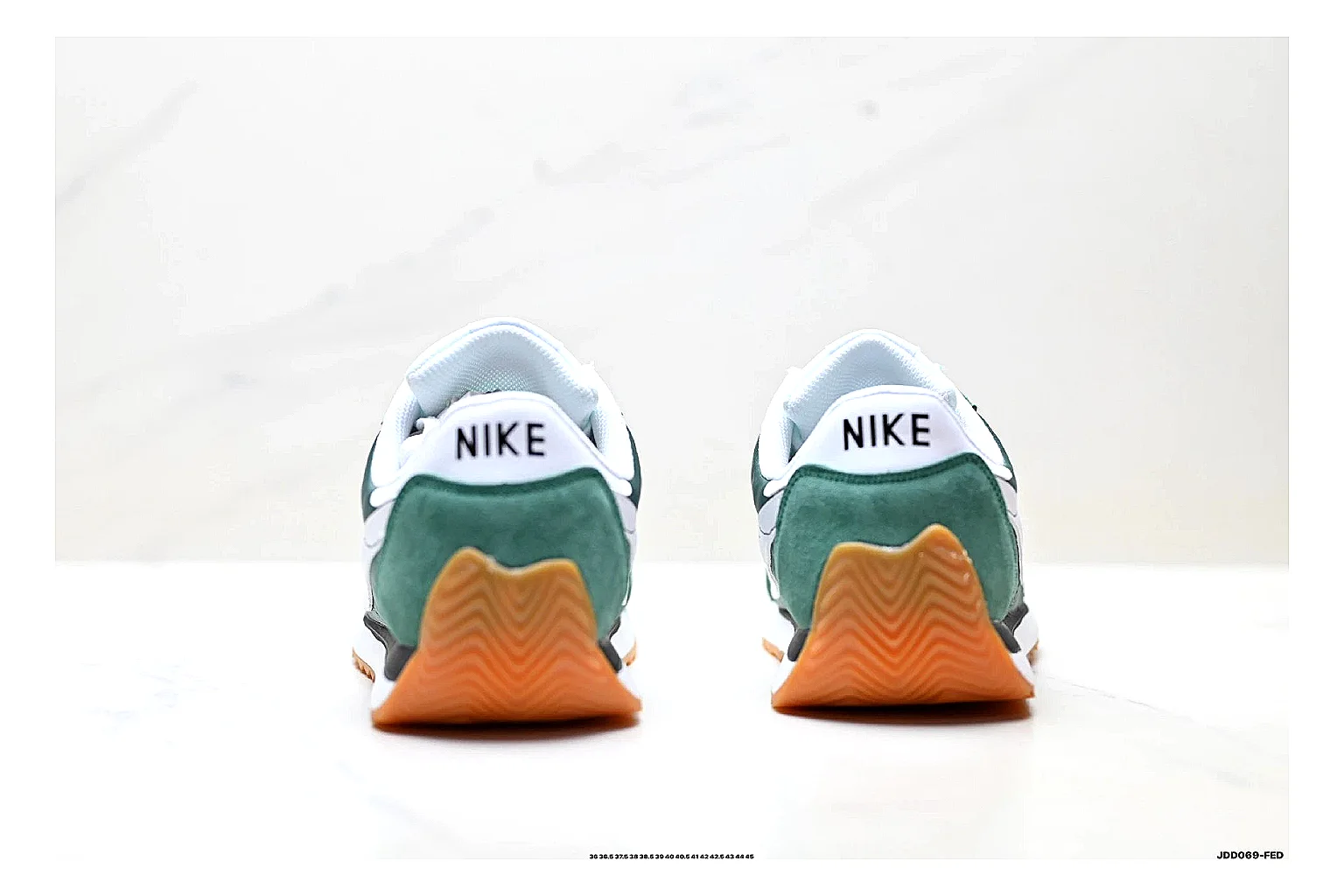 Nike Cortez Green White Product Image thumbnail 4