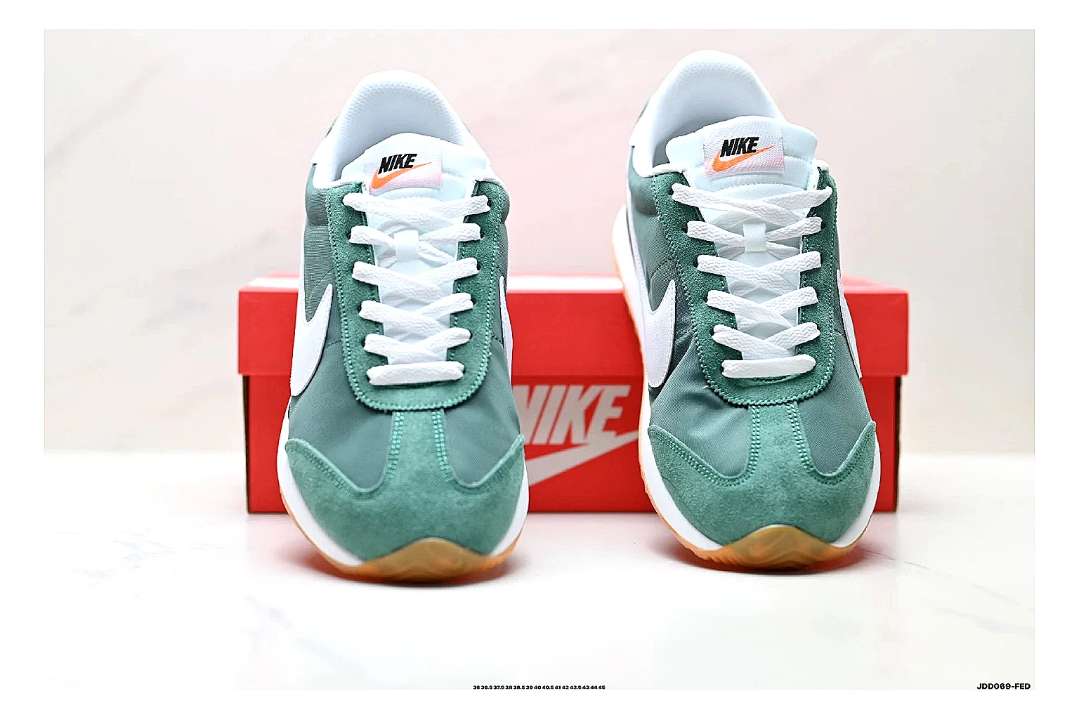 Nike Cortez Green White Product Image thumbnail 6