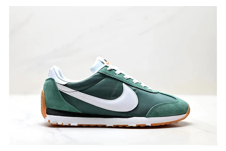 Nike Cortez Green White Product Image