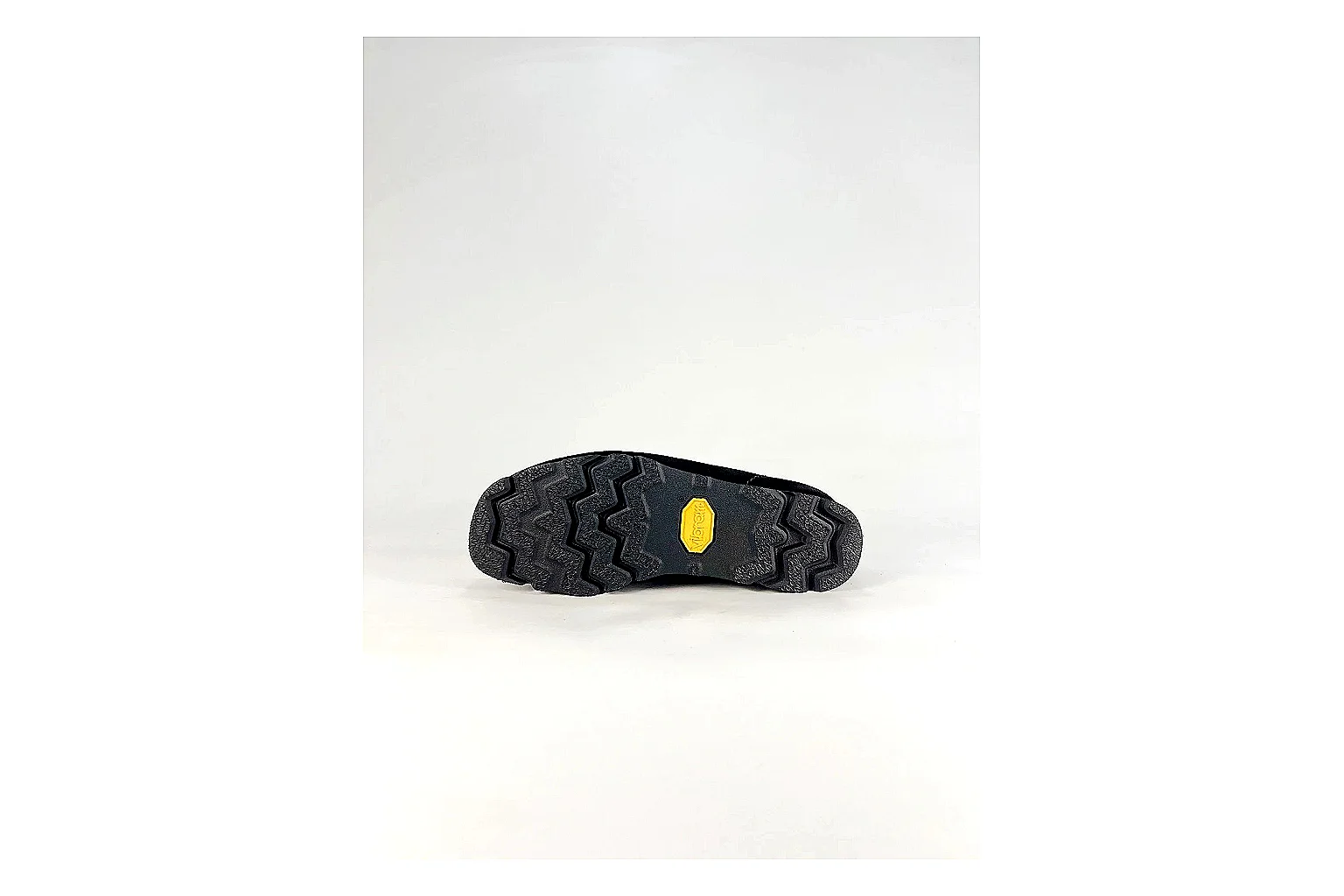 scout dashboard Clarks Wallabee Black Sneakers product image thumbnail 5