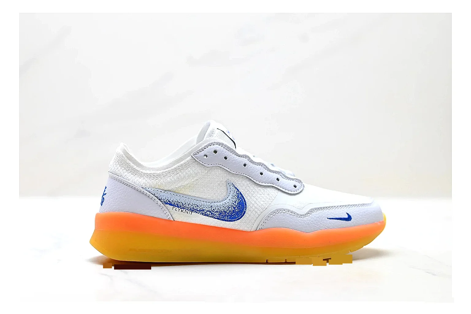 scout dashboard Nike SB PS8 White Blue Sneakers product image