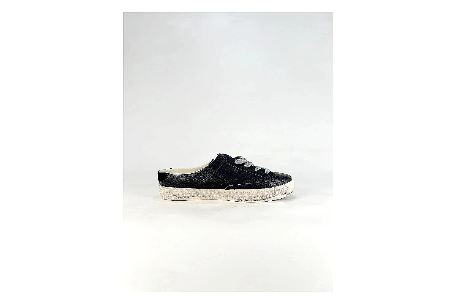 scout dashboard GGDB Super-Star Black White Sneakers product image thumbnail 5