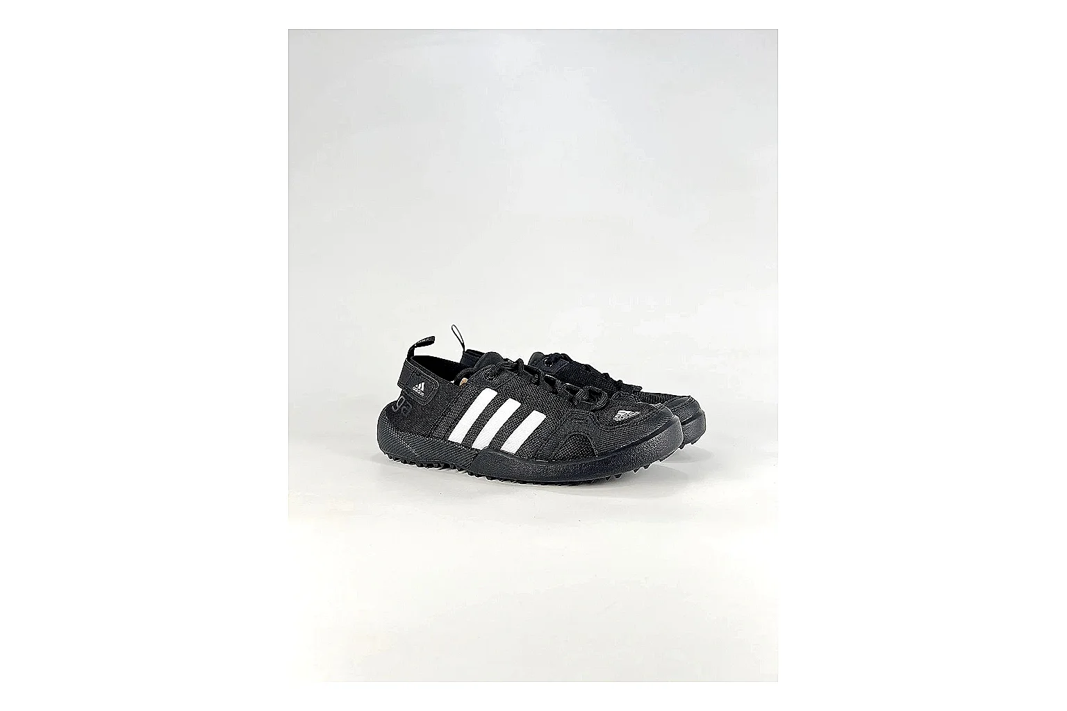 find list Adidas Originals Daroga Black White Sneakers product image thumbnail 2