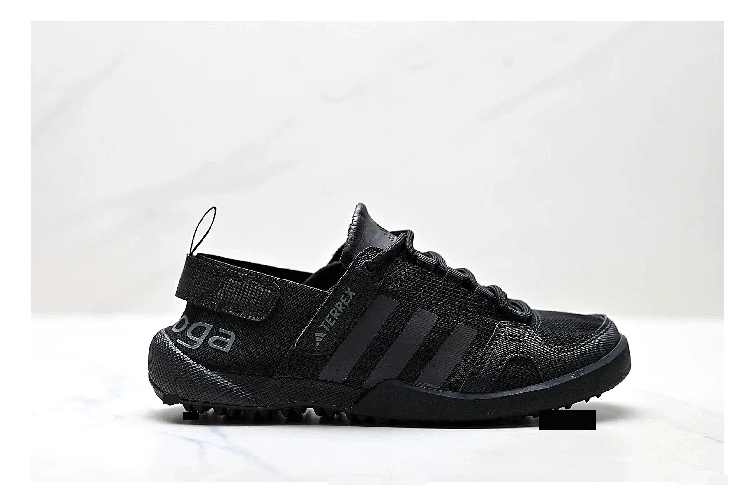 scout dashboard Adidas Terrex Daroga Black Sneakers product image