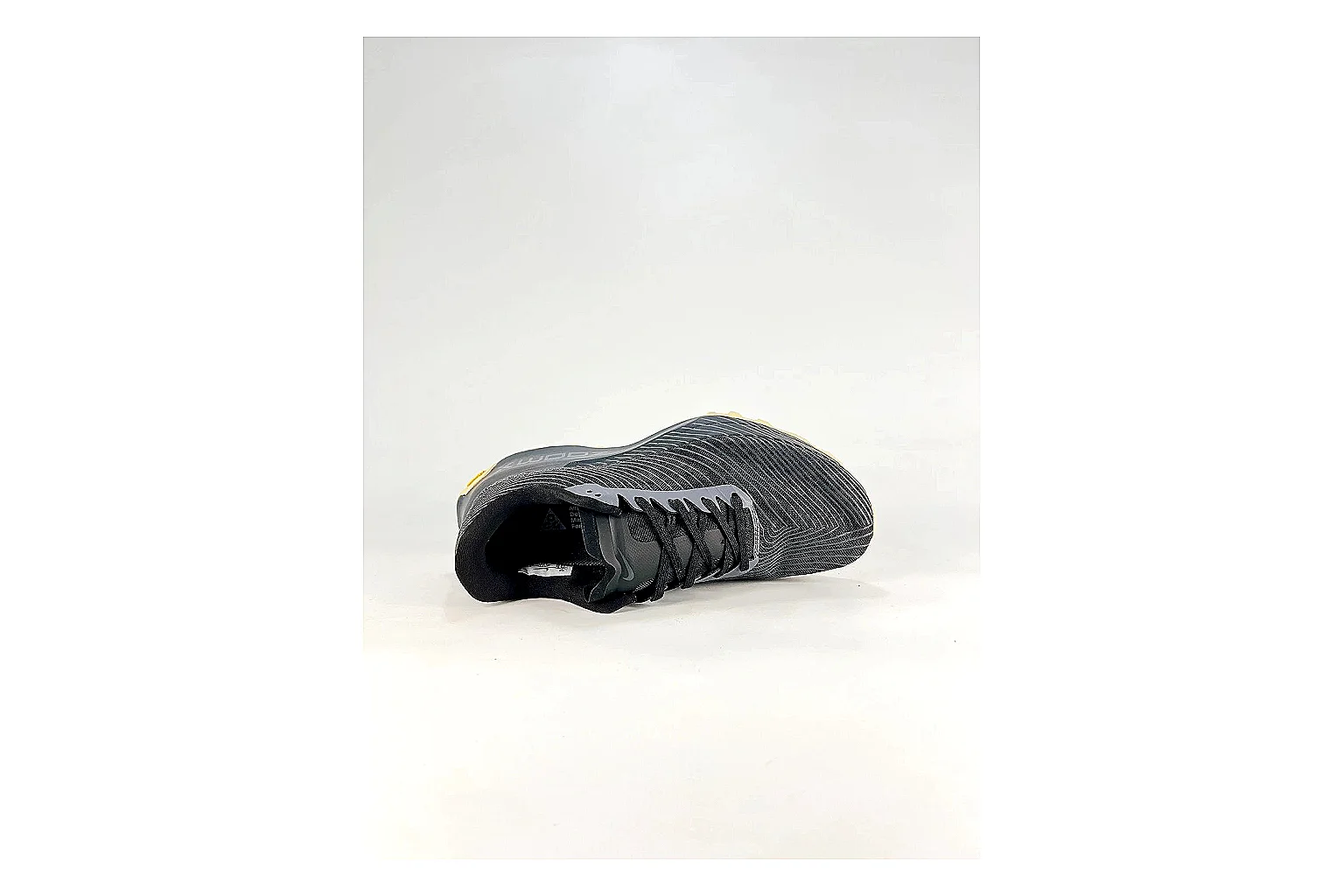 find list Nike ACG Ultra Black Gum Sneakers product image thumbnail 3