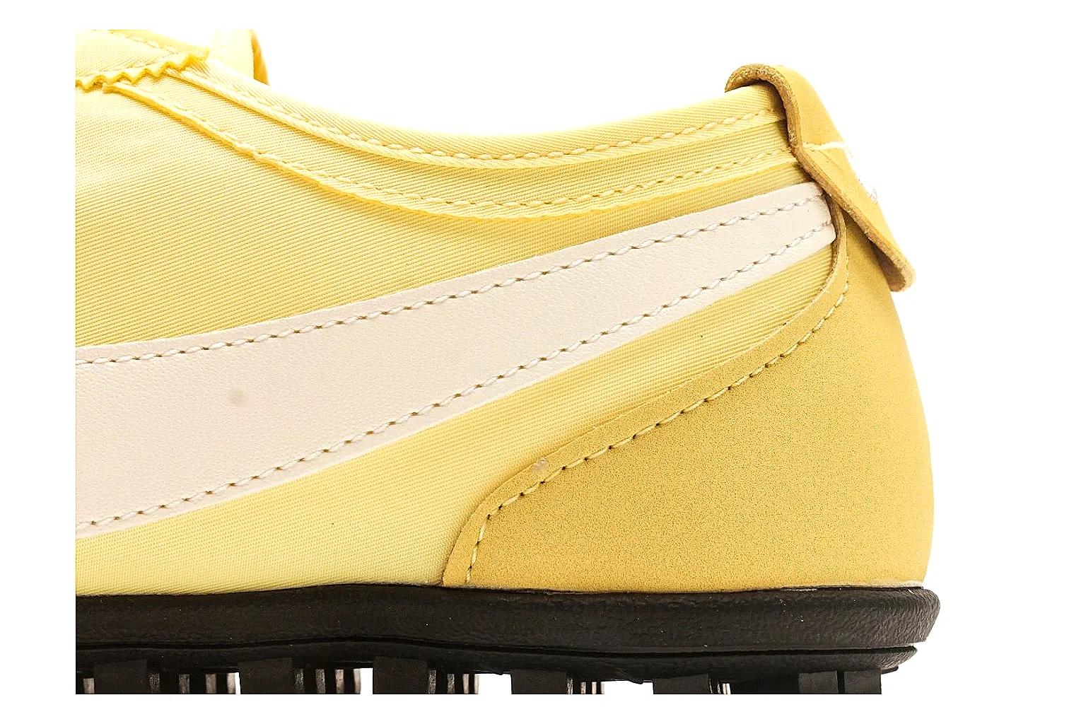 Nike Moon Yellow Retro Running Style Sneakers thumbnail 6