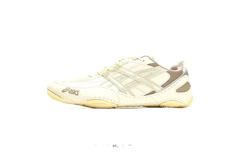 Asics Gel Runner Cream Brown Product Image