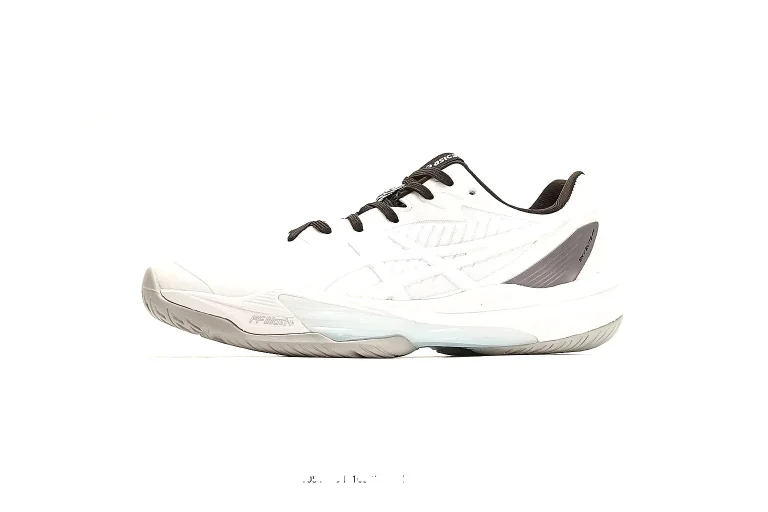 Other Training Runner White Black Product Image