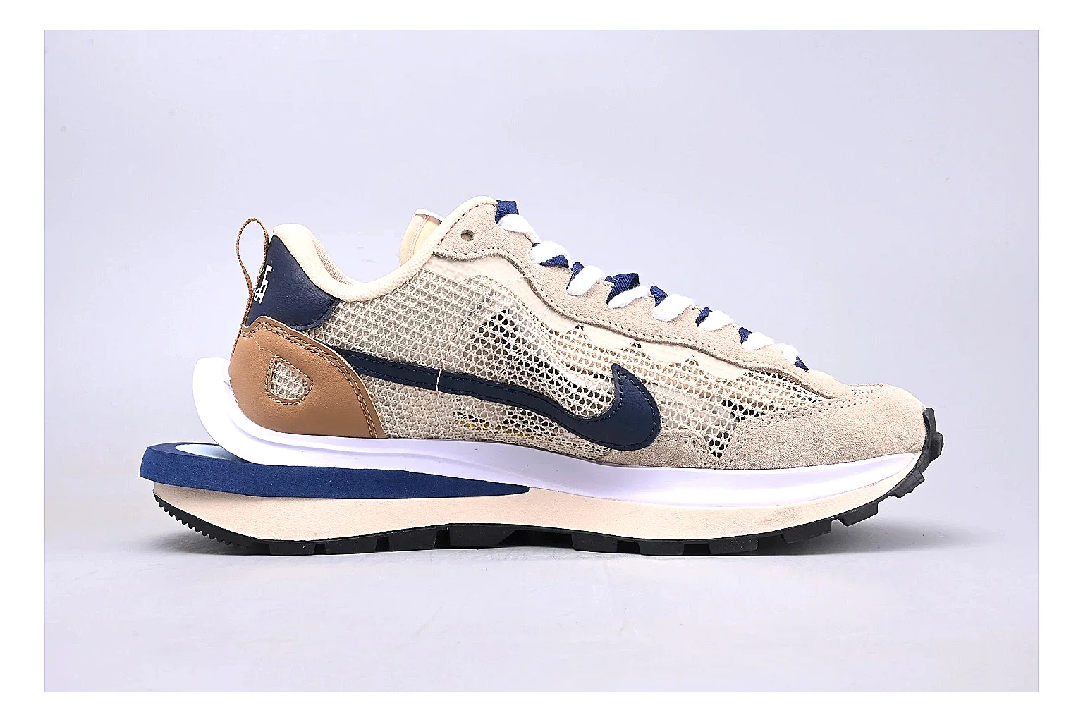 Nike Retro Runner Beige Blue Product Image thumbnail 2