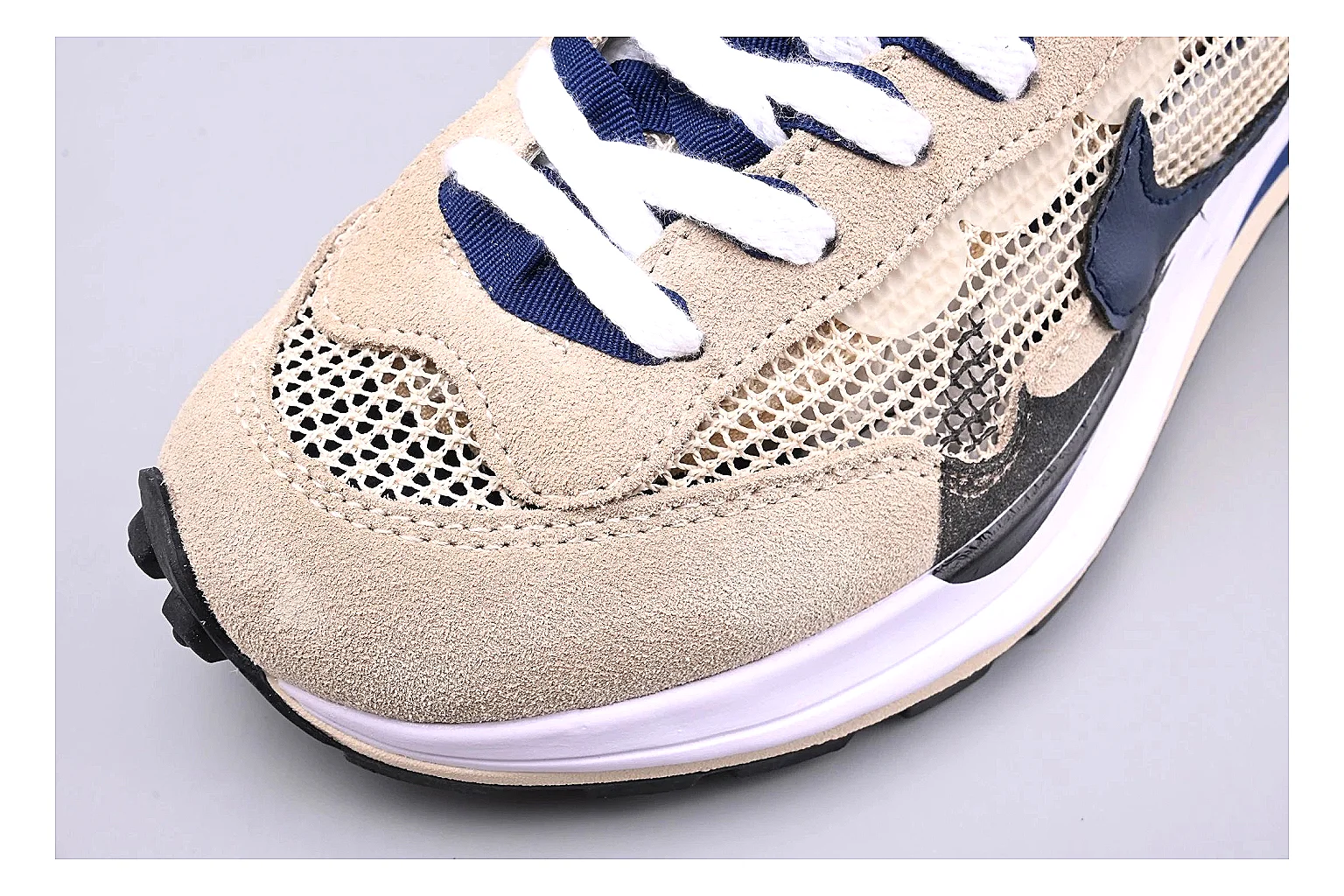 Nike Retro Runner Beige Blue Product Image thumbnail 6