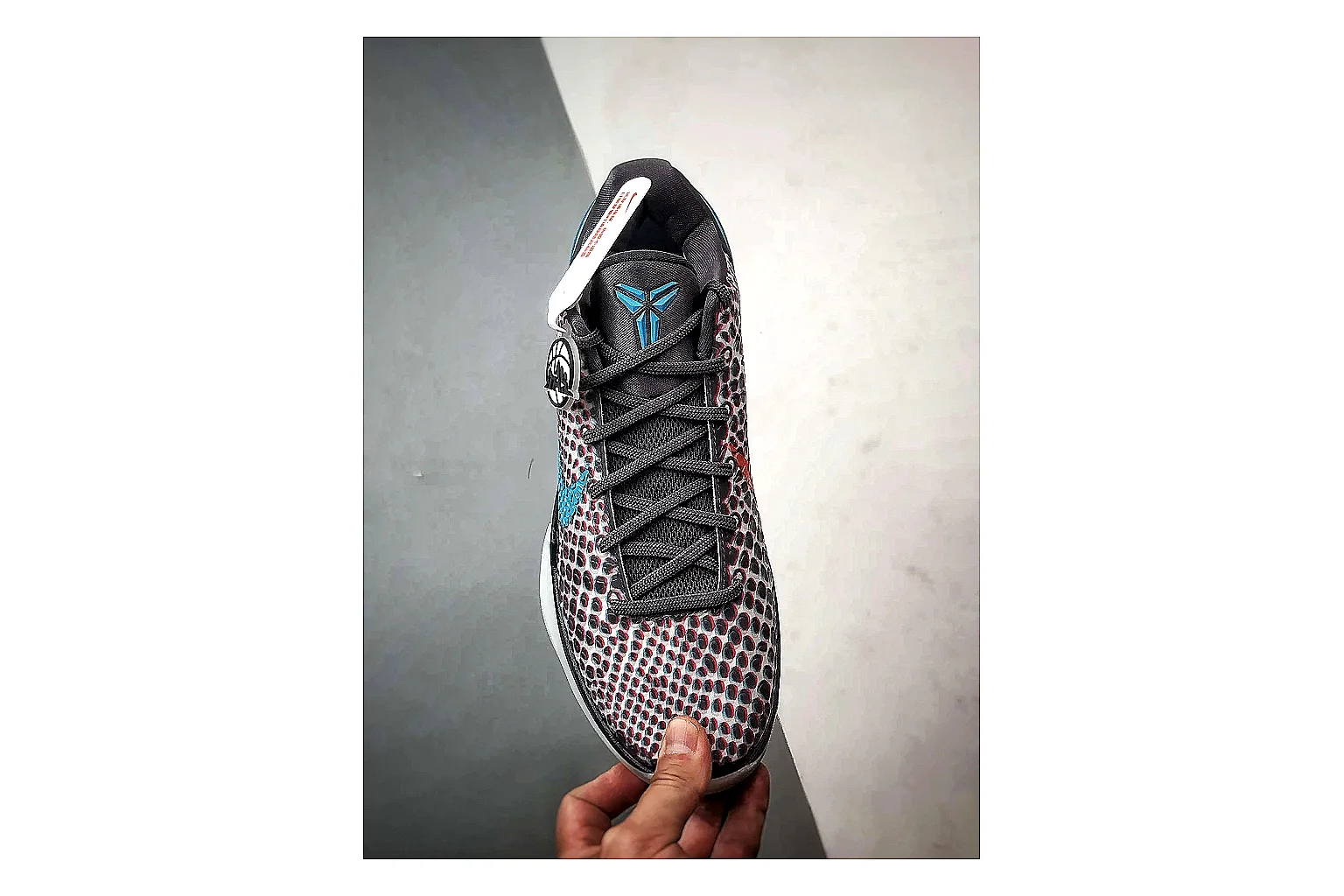 Nike Woven Runner Gray Teal Product Image thumbnail 2