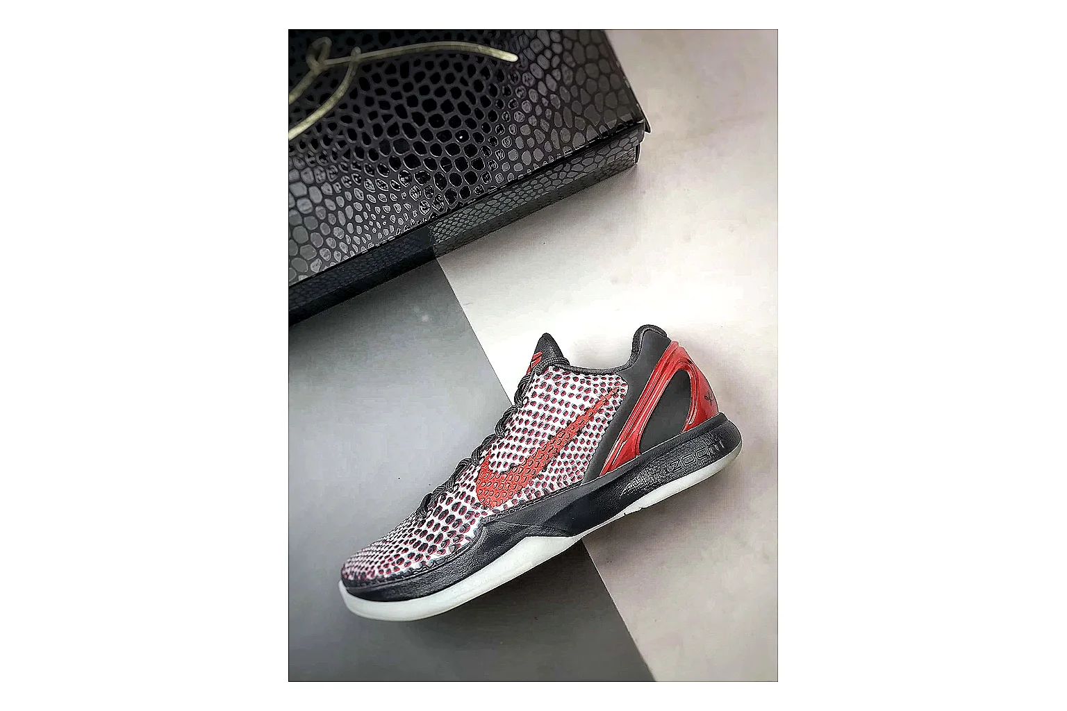 Nike Woven Runner Gray Teal Product Image thumbnail 3