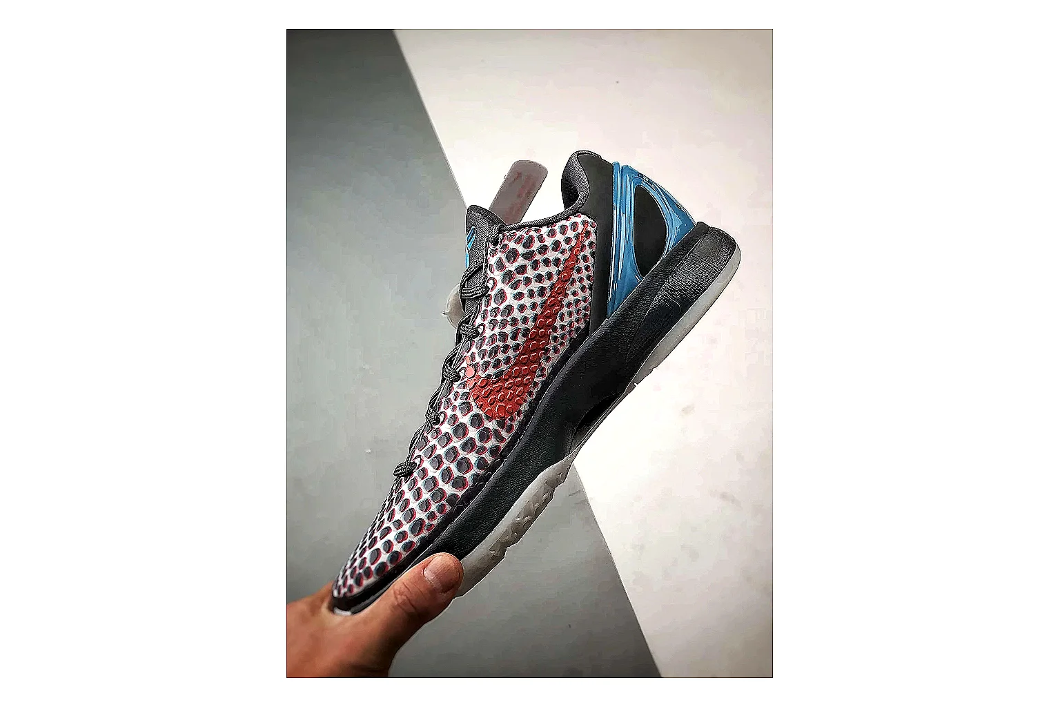 Nike Woven Runner Gray Teal Product Image thumbnail 4