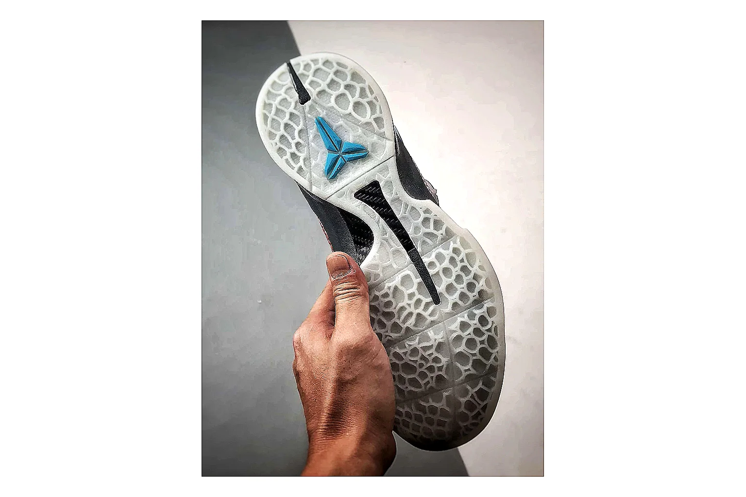Nike Woven Runner Gray Teal Product Image thumbnail 6