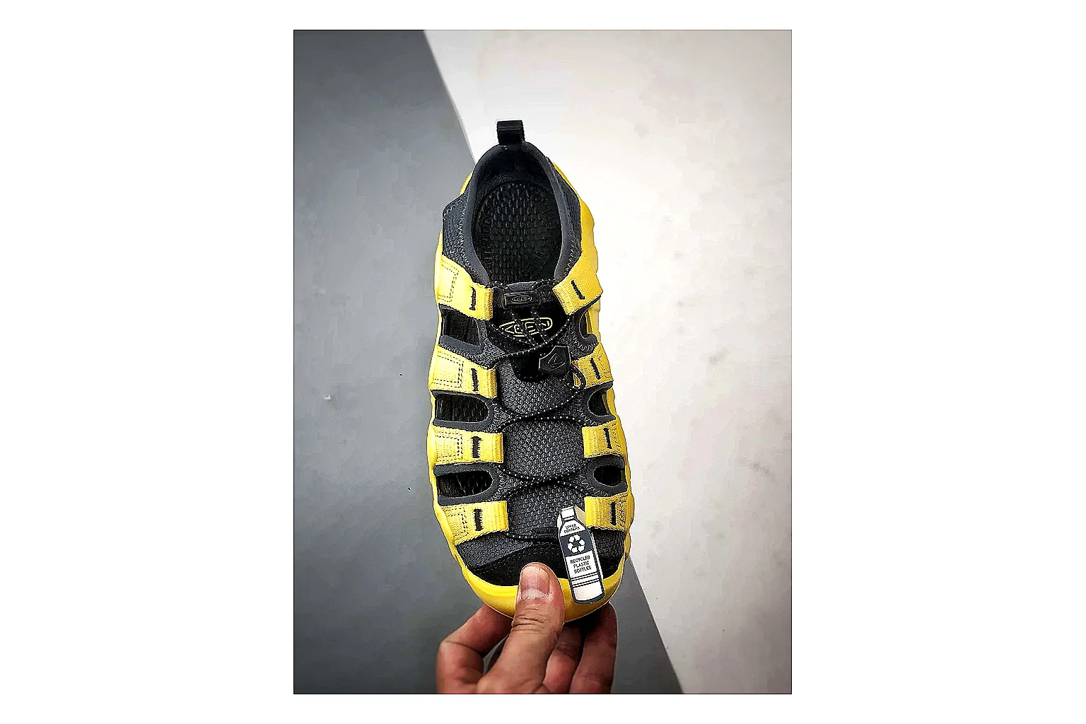 KEEN Jasper Sandal Yellow Black Product Image thumbnail 2