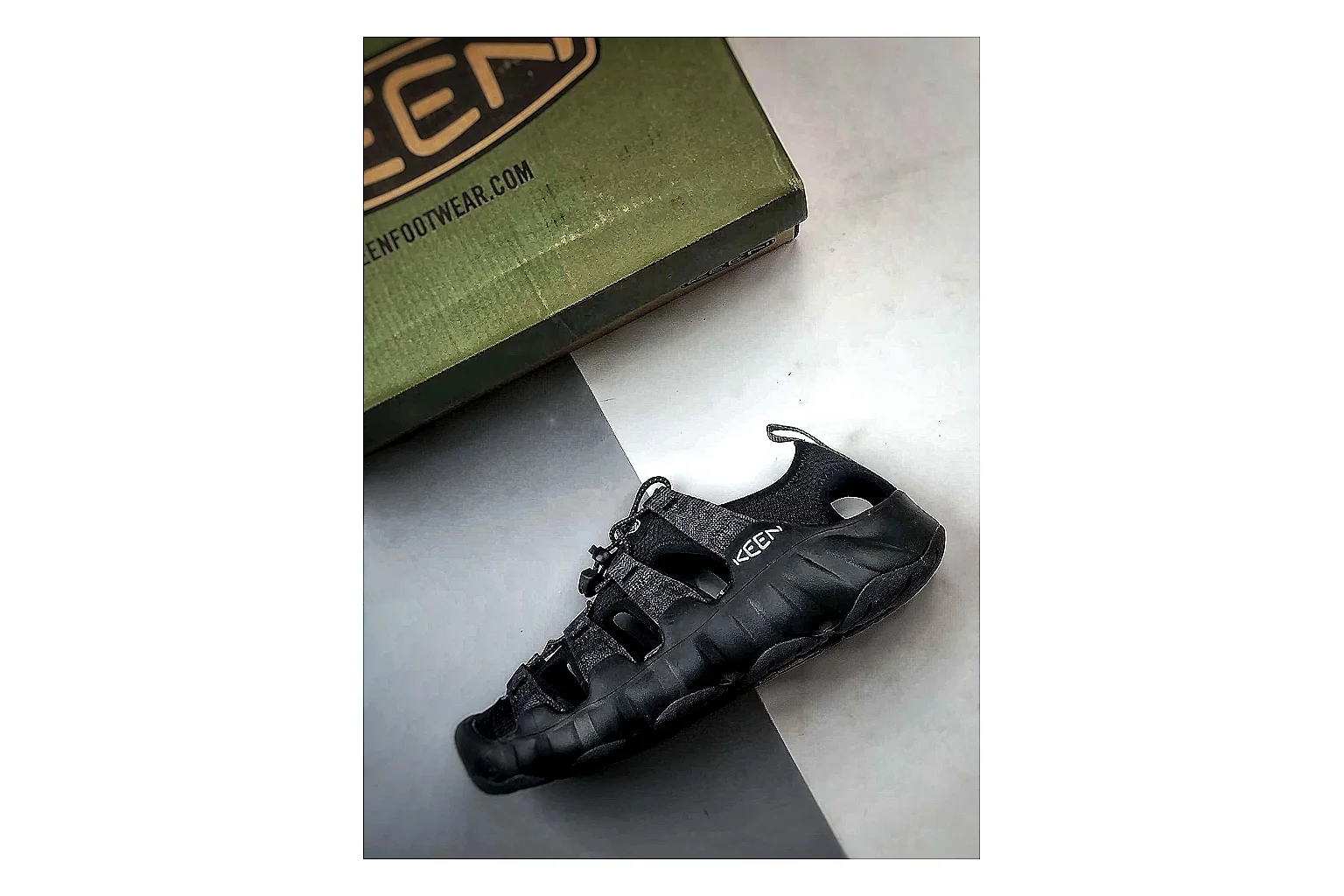 KEEN Jasper Sandal Black Product Image thumbnail 3