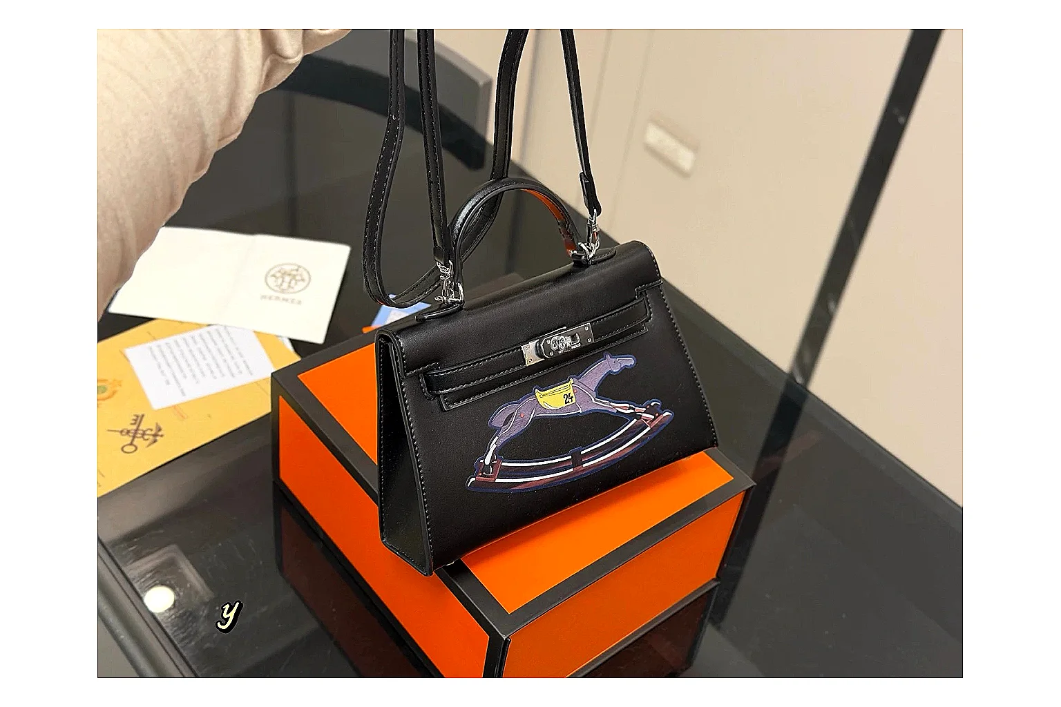 Louis Vuitton Wallet On Chain Black Product Image thumbnail 2