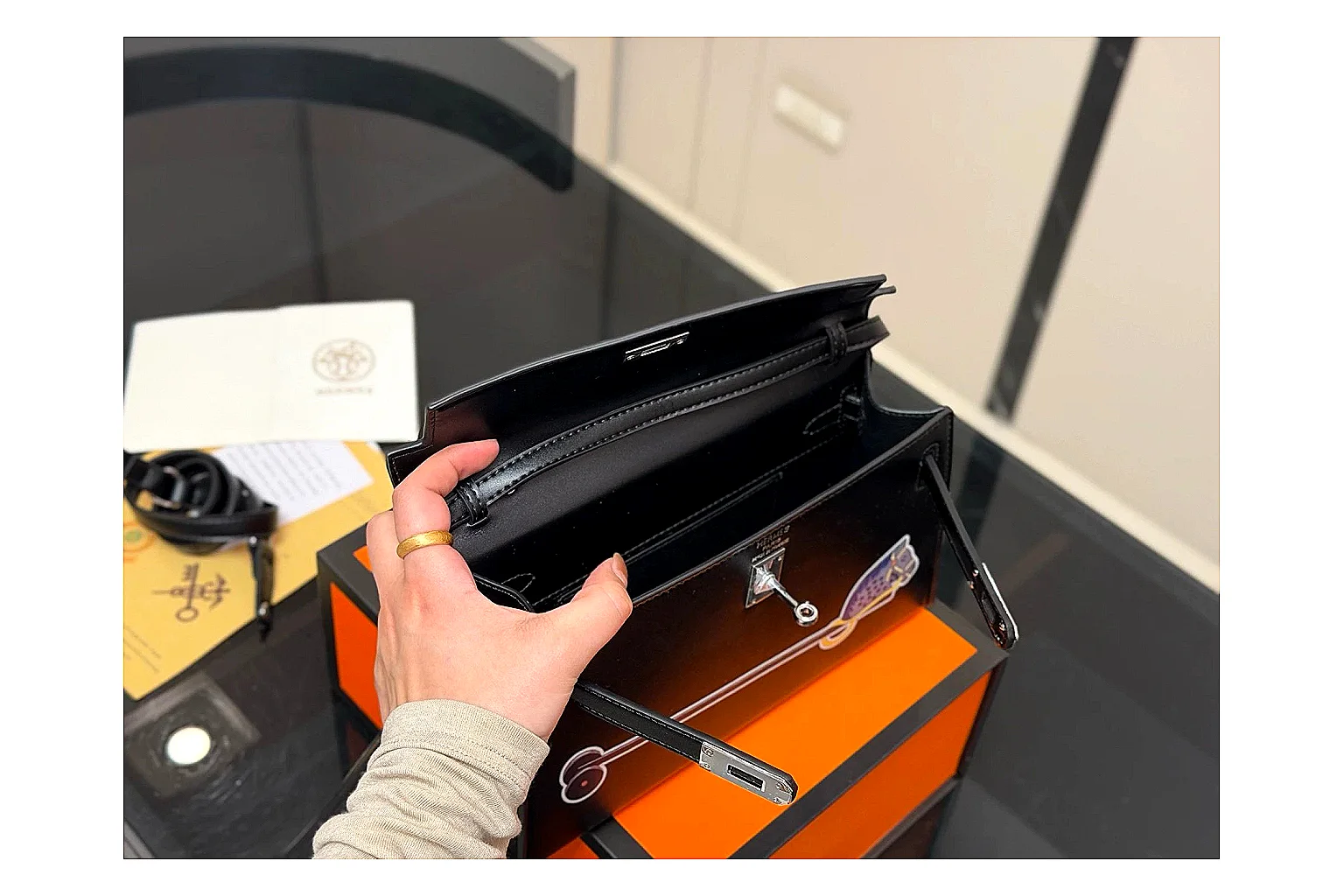 Louis Vuitton Wallet On Chain Black Product Image thumbnail 5