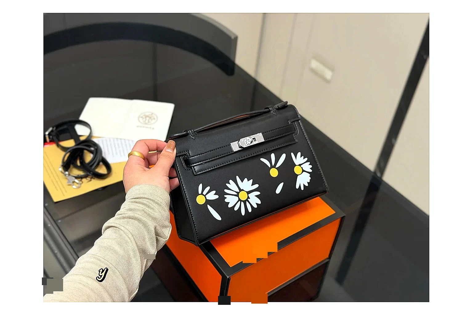 kakobuy find scout hermes daisy kelly black bag product image
