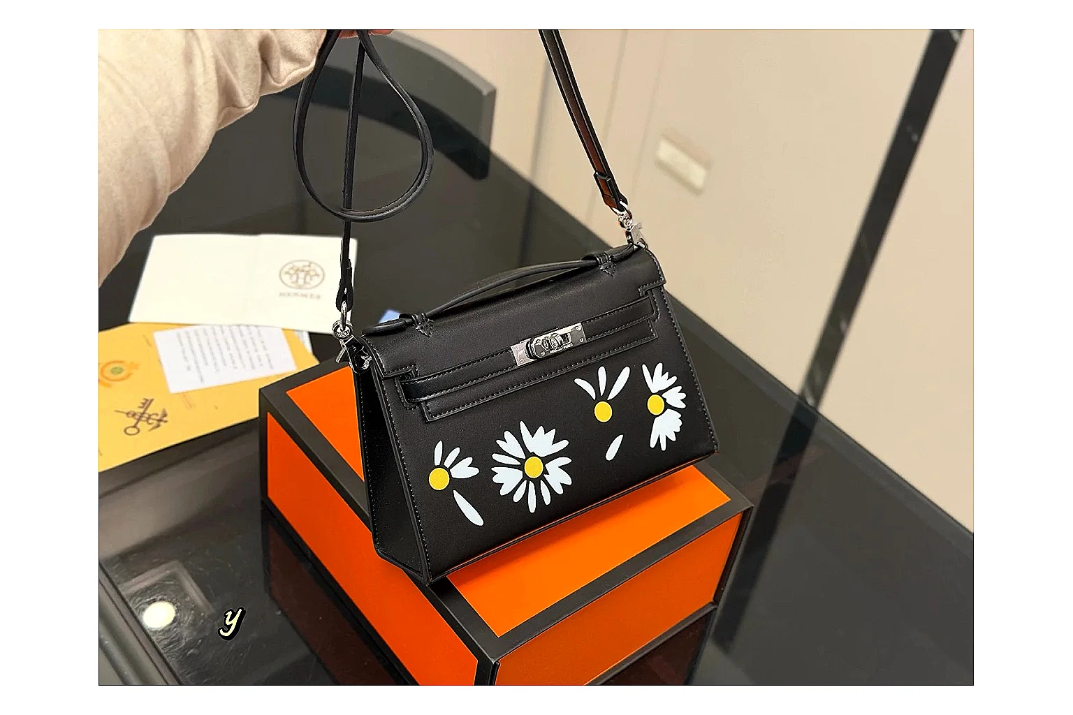 kakobuy find scout hermes daisy kelly black bag product image thumbnail 3