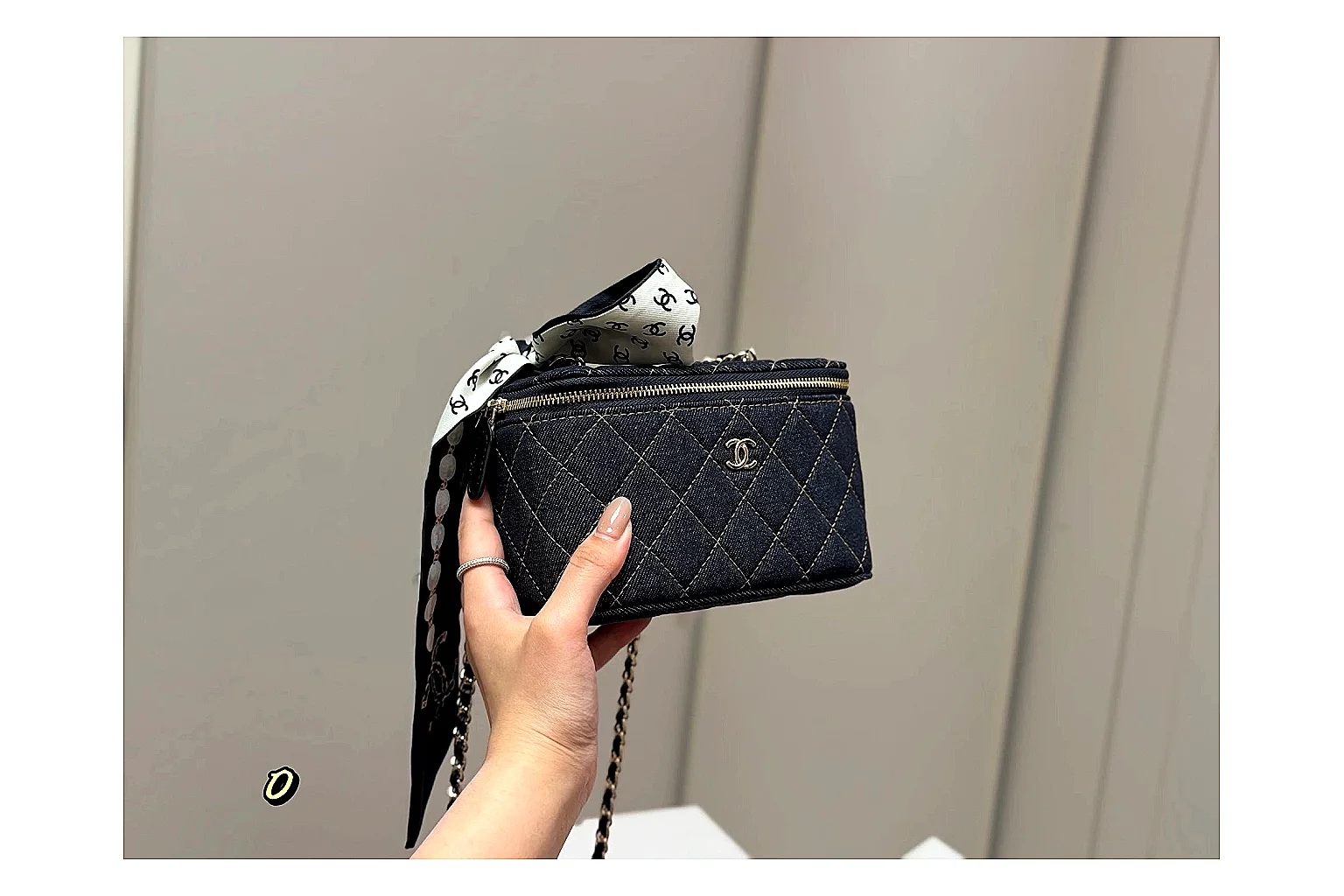 kakobuy find scout chanel quilted denim vanity bag product image thumbnail 5