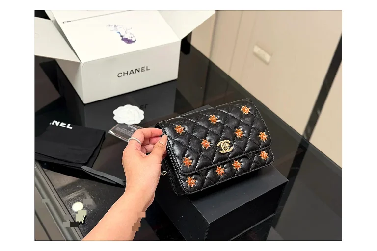 Chanel Quilted Wallet Bag Black Floral Product Image