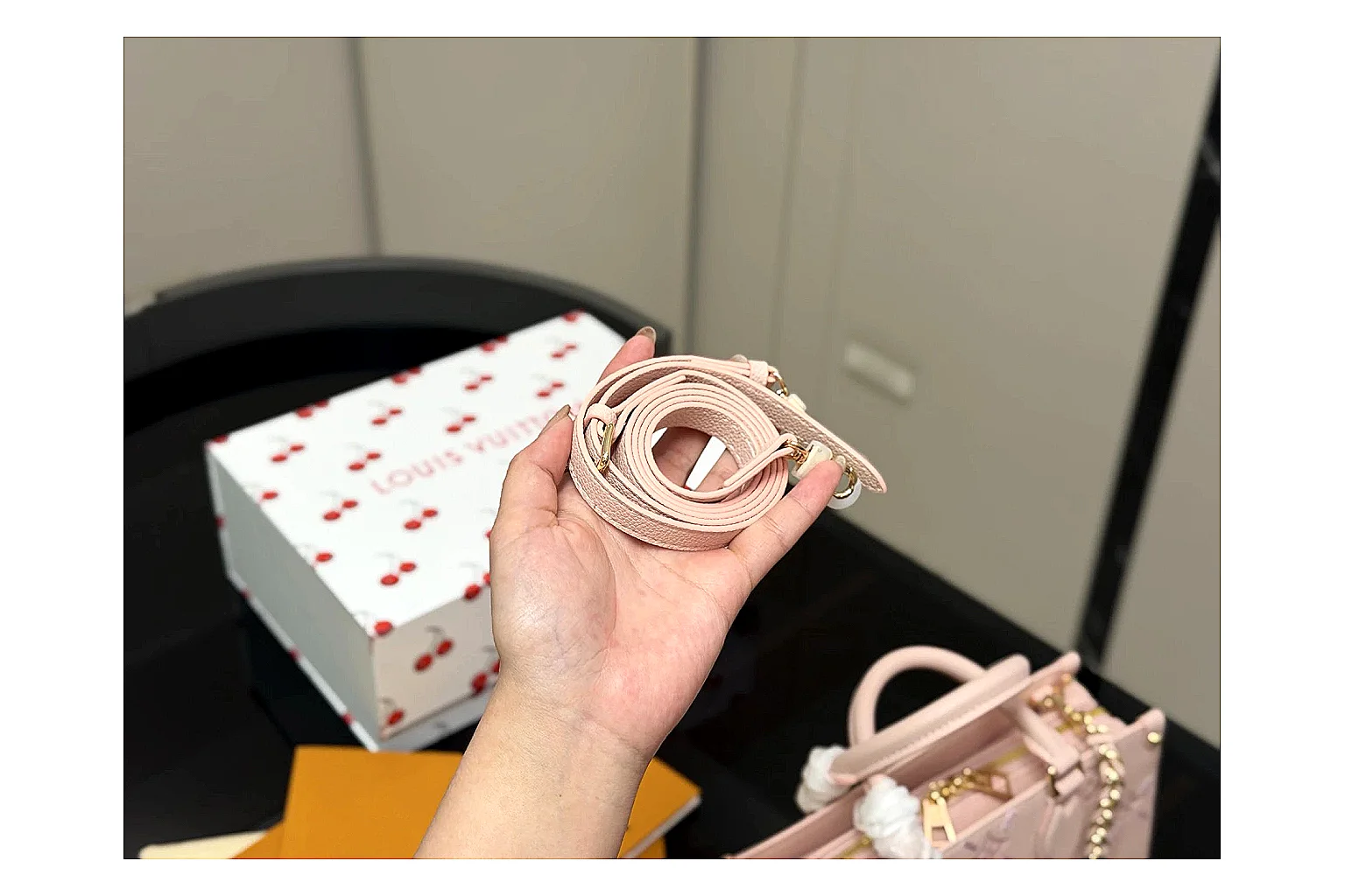 Louis Vuitton Mini Top Handle Pink Product Image thumbnail 4
