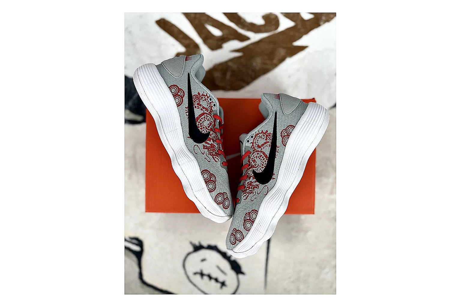 Kakobuy find scout Nike Hyperdunk Mixed Sneakers scout comparison product image thumbnail 5
