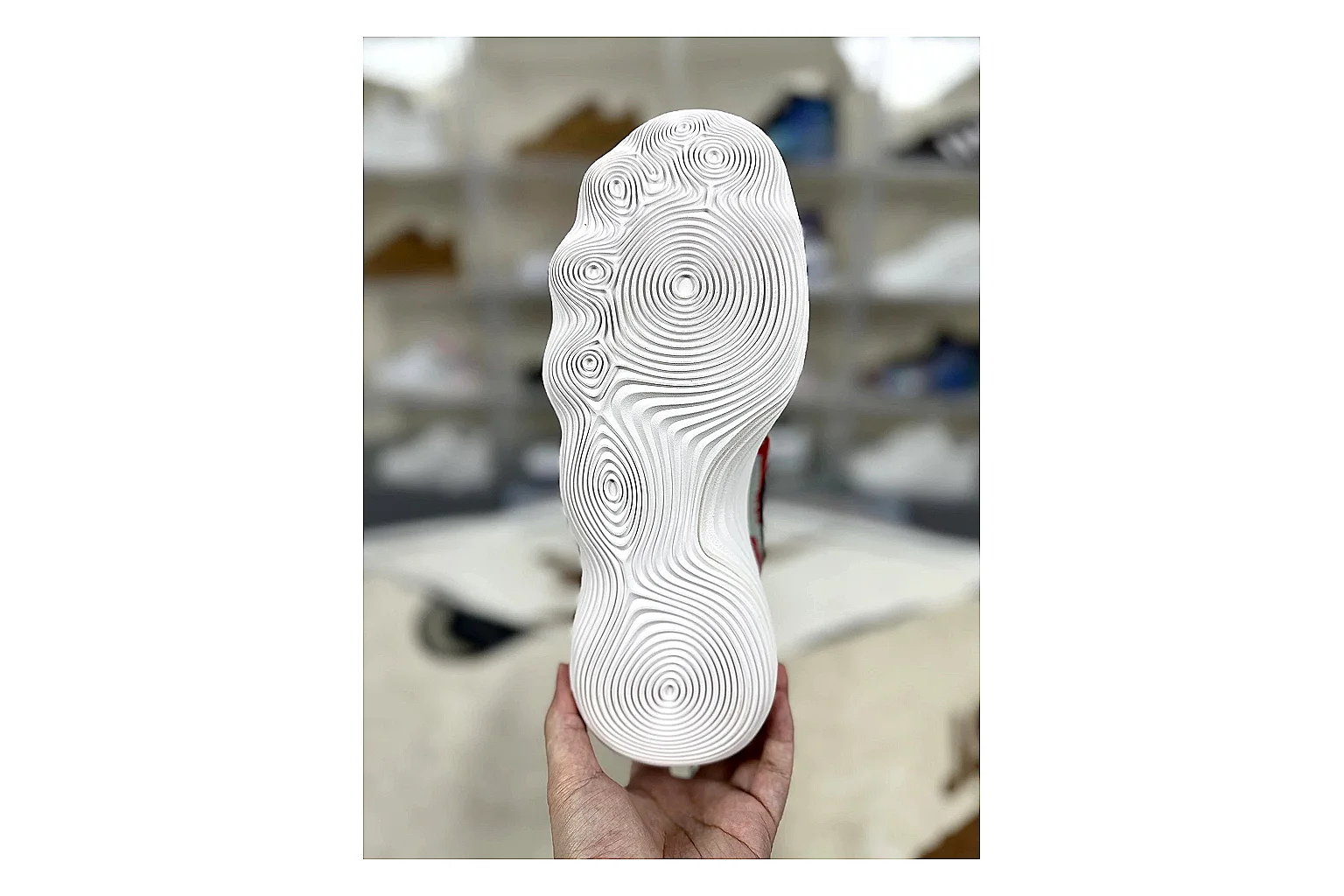 Kakobuy find scout Nike Hyperdunk Mixed Sneakers scout comparison product image thumbnail 6