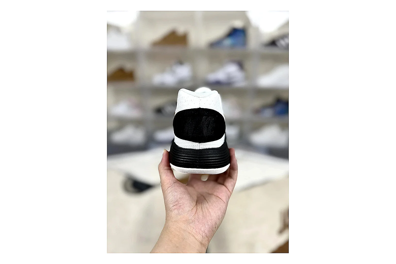 Kakobuy find scout Nike Hyperdunk Mixed Sneakers scout comparison product image thumbnail 3