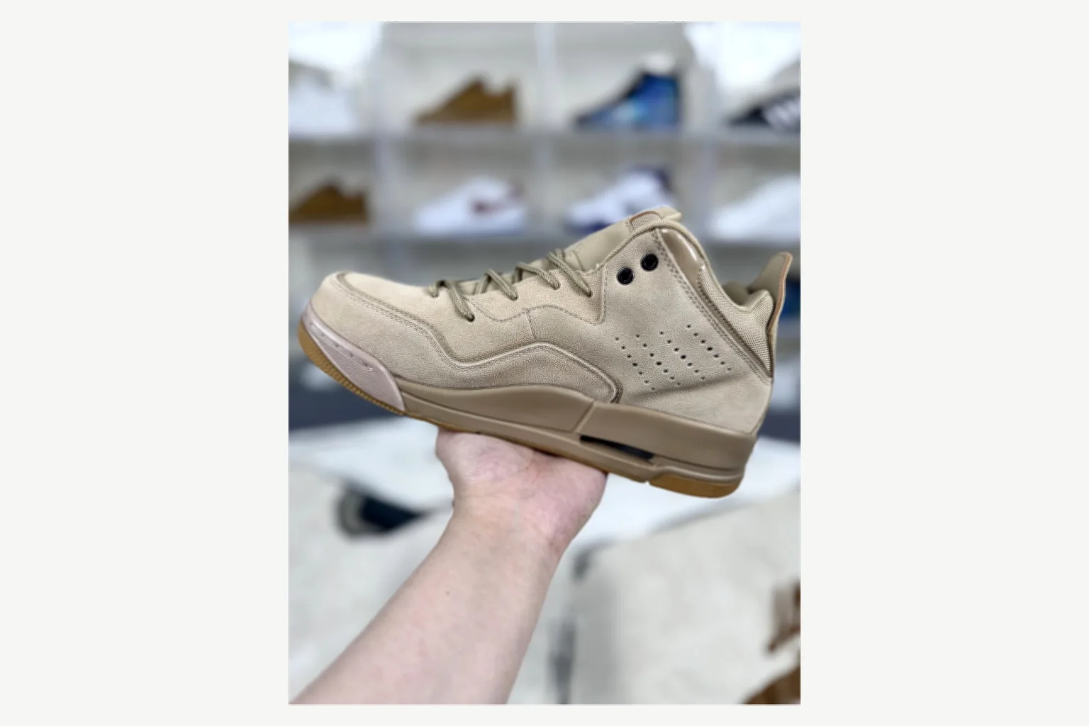 Jordan Courtside 23 Black White Mid Top Kakobuy find scout product image thumbnail 3